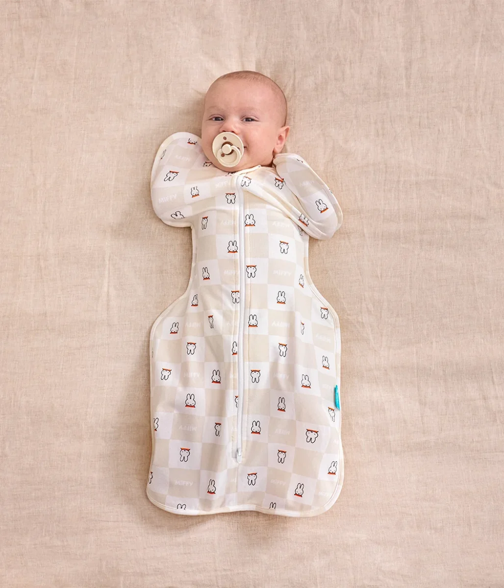 Swaddle Up™ Swaddle 1.0 TOG Algodón Abedul Miffy a Cuadros - Imagen 6