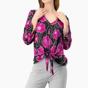 Blusa de amarre y escote en V