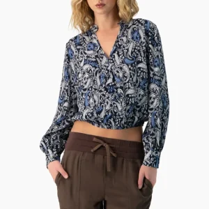 Blusa manga larga escote en V