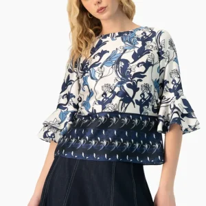 Blusa manga 3/4 con olanes