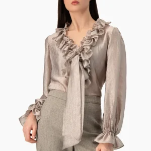 Blusa Ivonne con volantes en escote