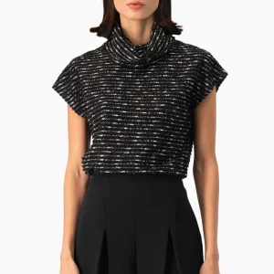 Blusa ivonne negra de cuello alto