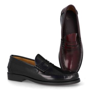 Mocasín de piel para hombre modelo 1013 en color negro y burdeos