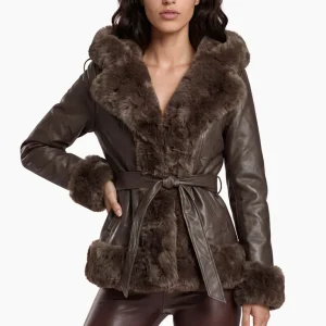 Chamarra Espresso Pleather