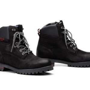 11572 Bota para caballero en piel de color negro, con cordones ( hecho en España)