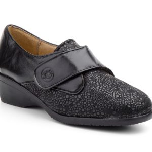 1705 Mocasín para señora con velcro en piel de color negro ( hecho en España)
