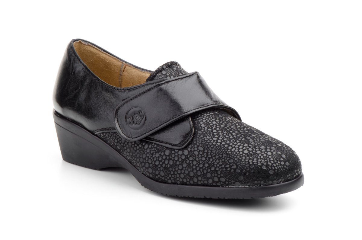1705 Mocasín para señora con velcro en piel de color negro ( hecho en España) - Imagen 3