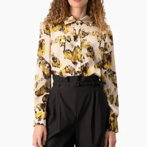 Blusa Ivonne camisera estampada