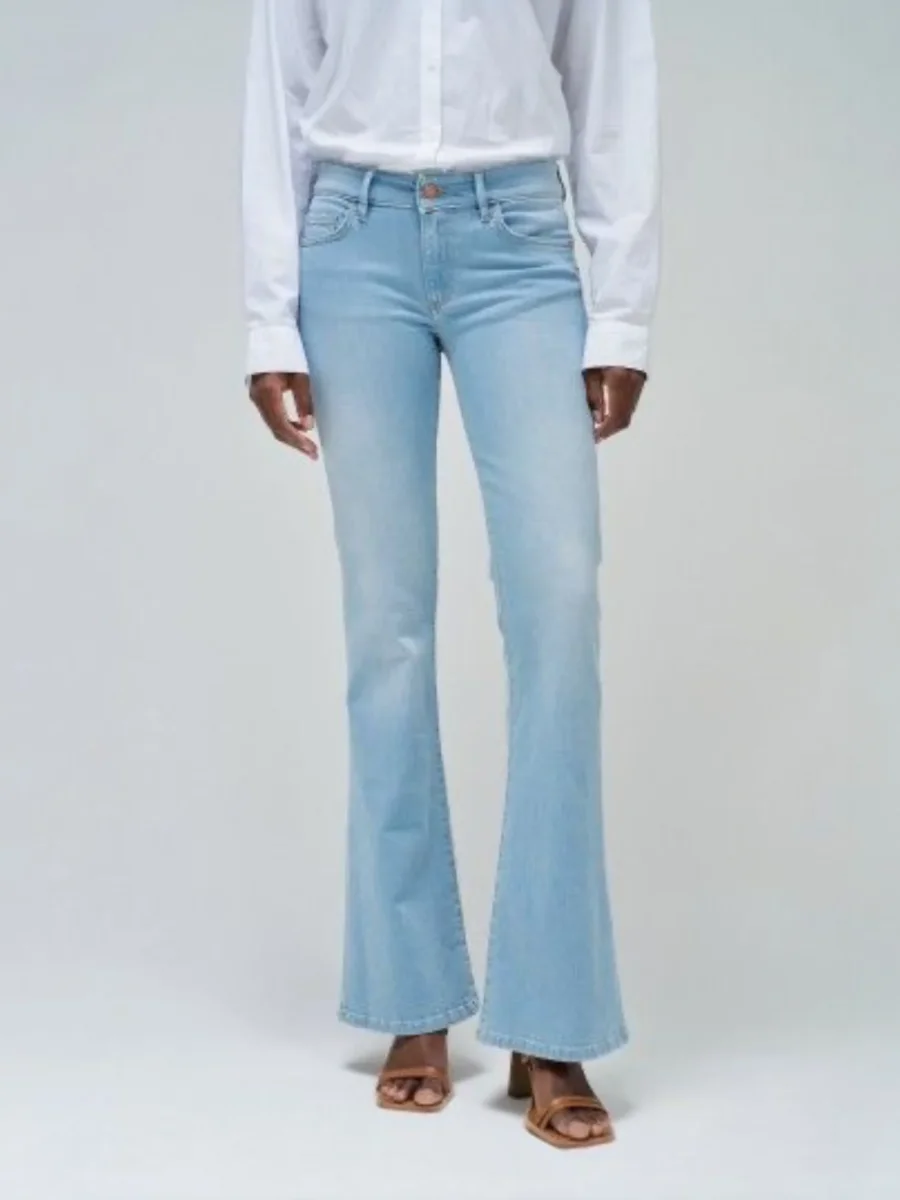 VAQUEROS WONDER PUSH UP FLARE - Imagen 2