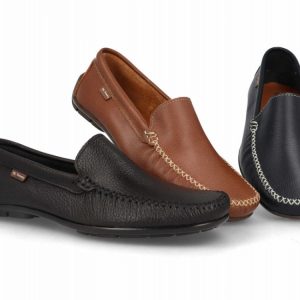 Mocasín de piel para hombre modelo 2001 disponible en marino, negro y cuero