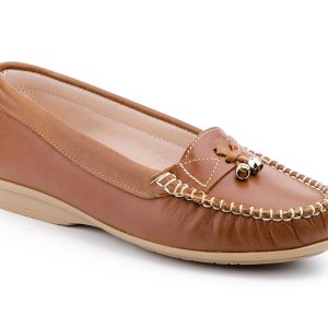 2034 Mocasín tipo kiowa para señora en piel de color cuero ( hecho en España)