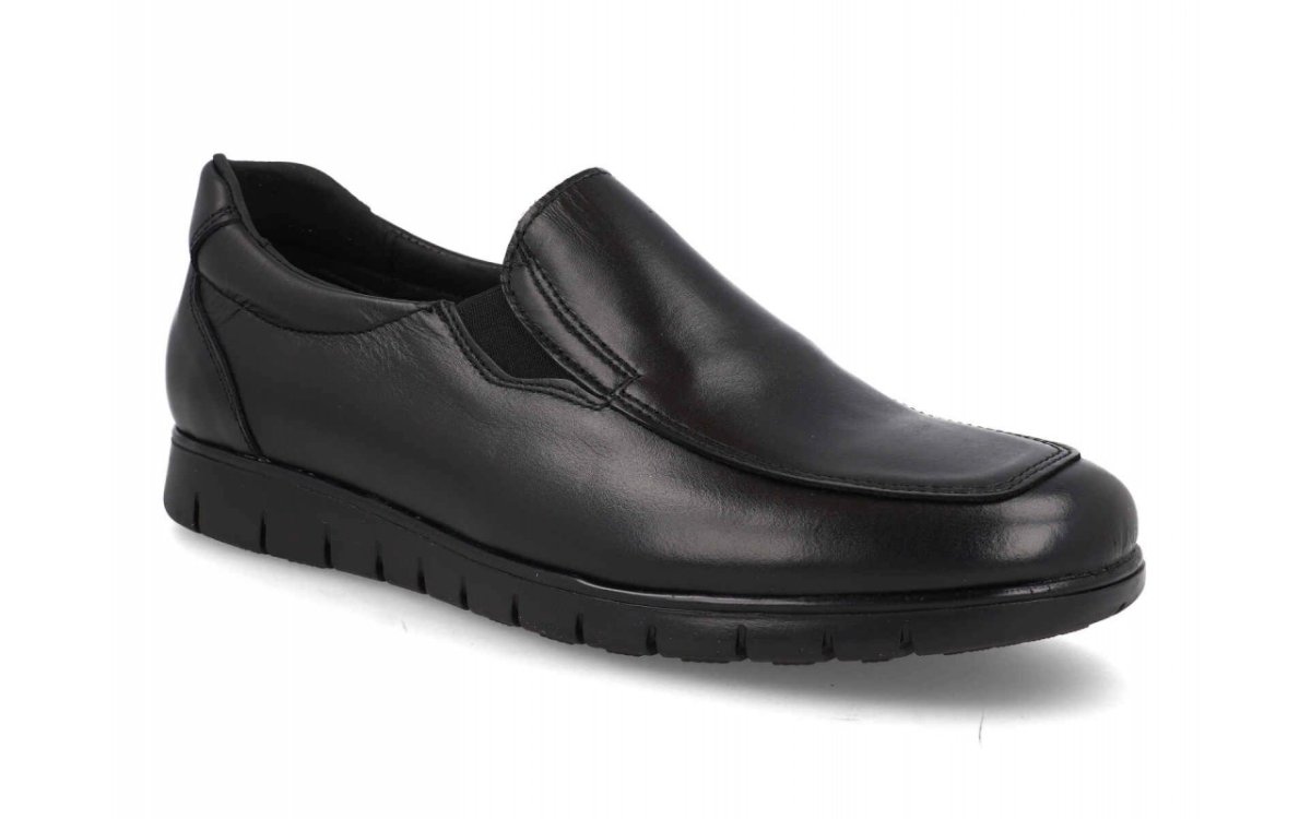 Zapato de piel para hombre modelo 2480 con elásticos laterales en color negro
