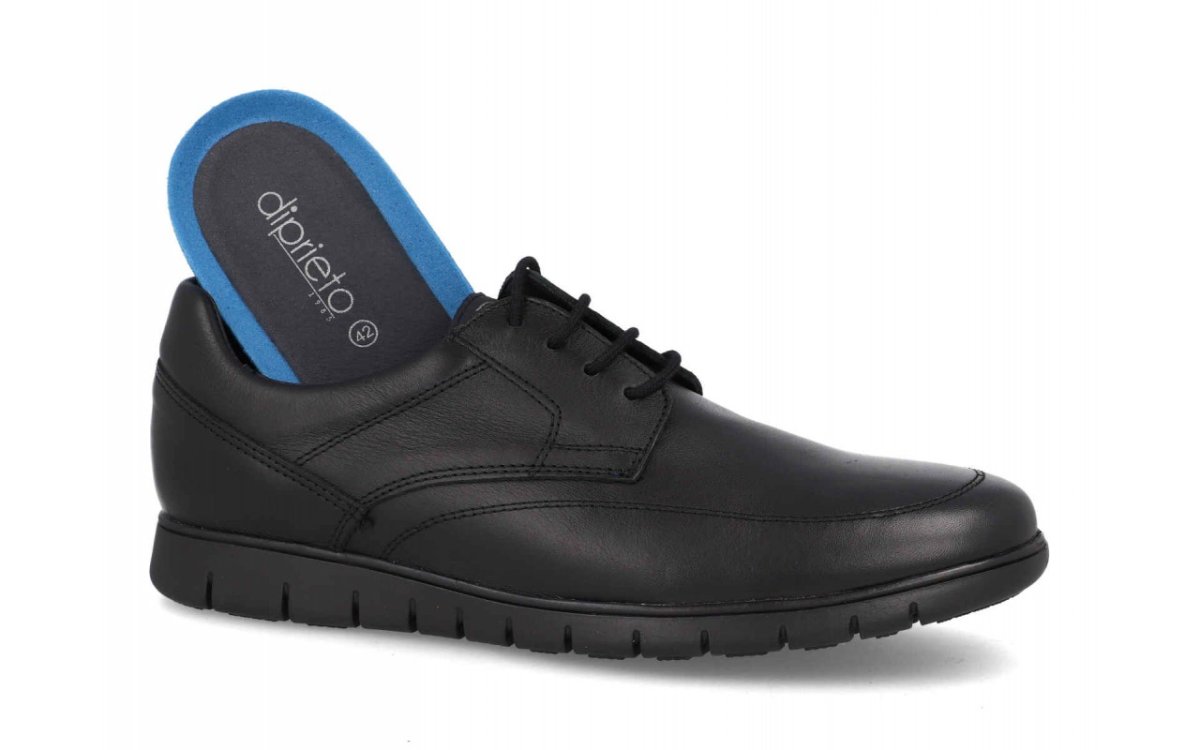 Zapato de piel para hombre modelo 2492 con cordones en colores negro y cuero - Imagen 7