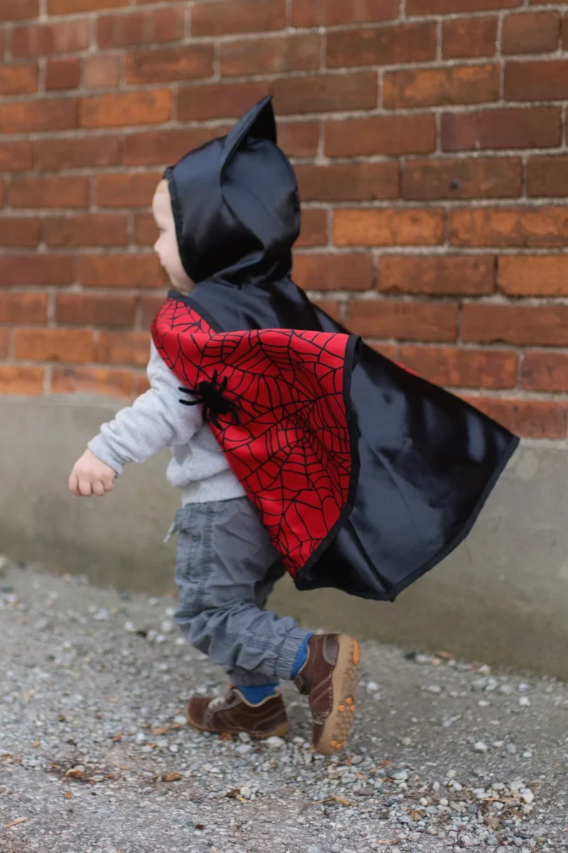 Capa reversible Batman y Spiderman - GREAT PRETENDERS - Imagen 3