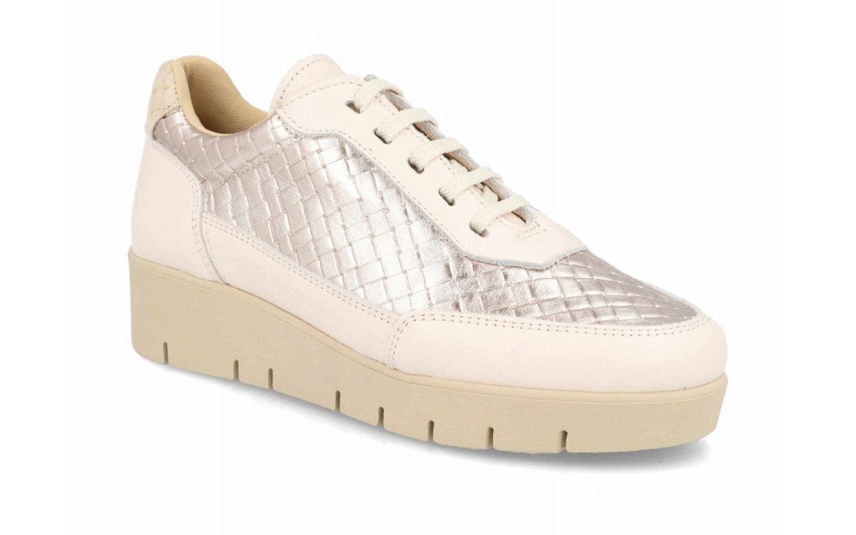 Zapatilla de piel para mujer modelo 3060 cómoda y moderna
