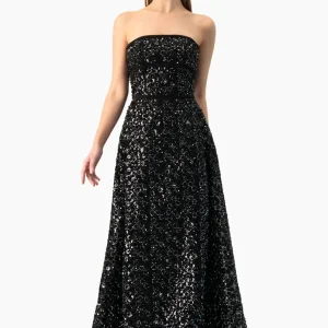 Vestido linea A strapless