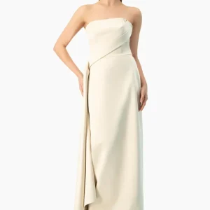Vestido largo strapless beige