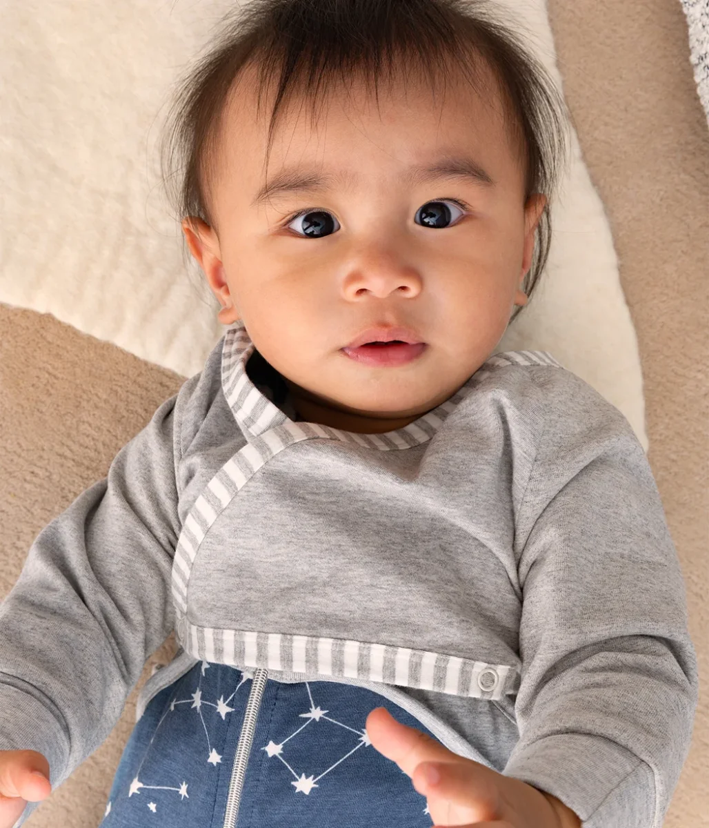 Snug Shrug™ Algodón Gris - Imagen 7