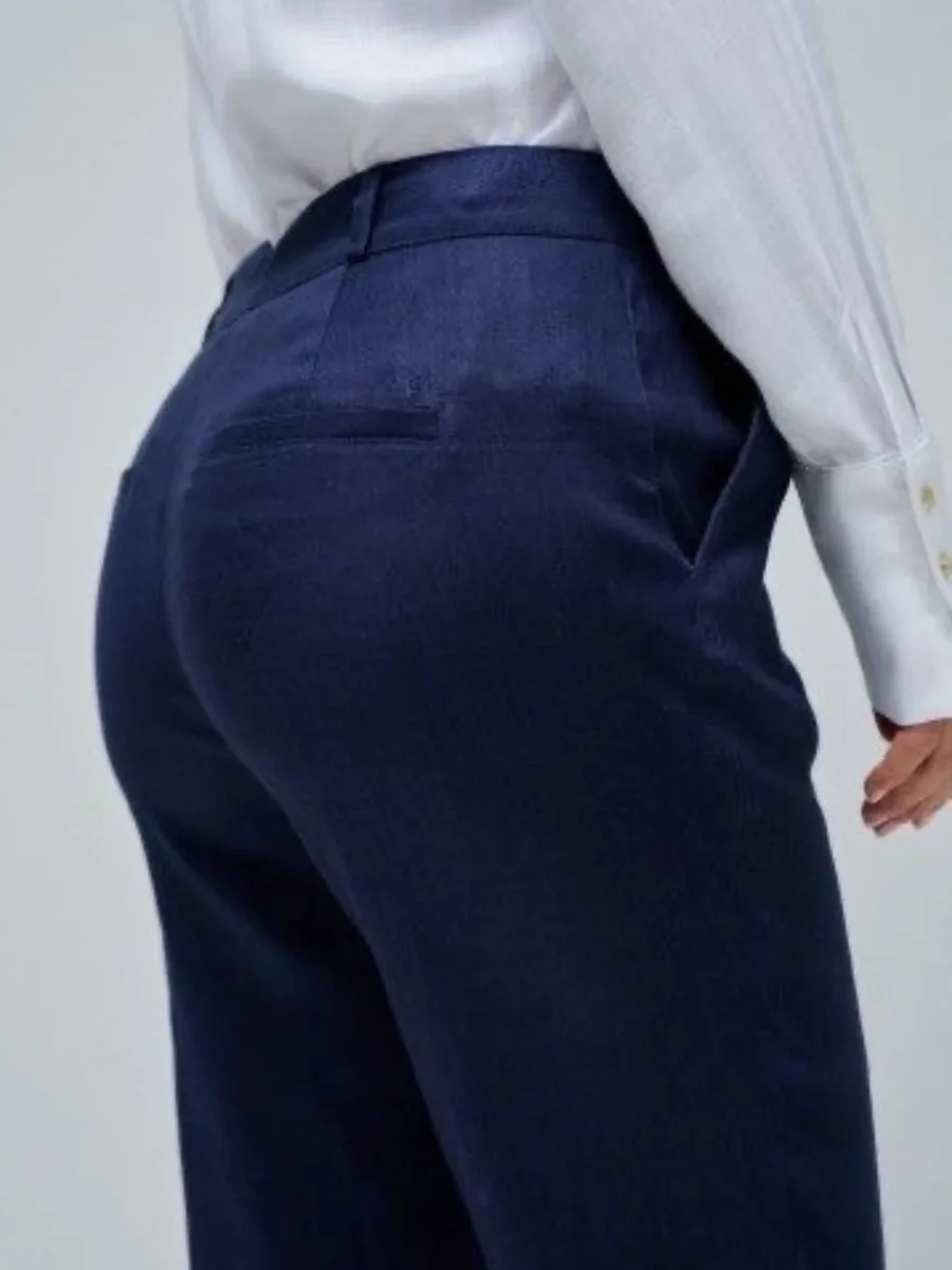 PANTALÓN CHINO DE LINO AZUL MARINO - Imagen 4
