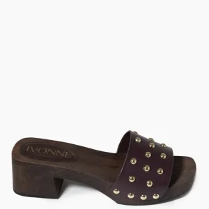 Sandalia Leather & Studs