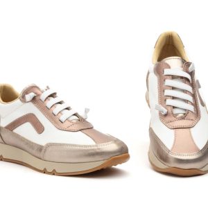 4455 Zapato casual para señora en piel de color blanco combinado bronce ( hecho en España)