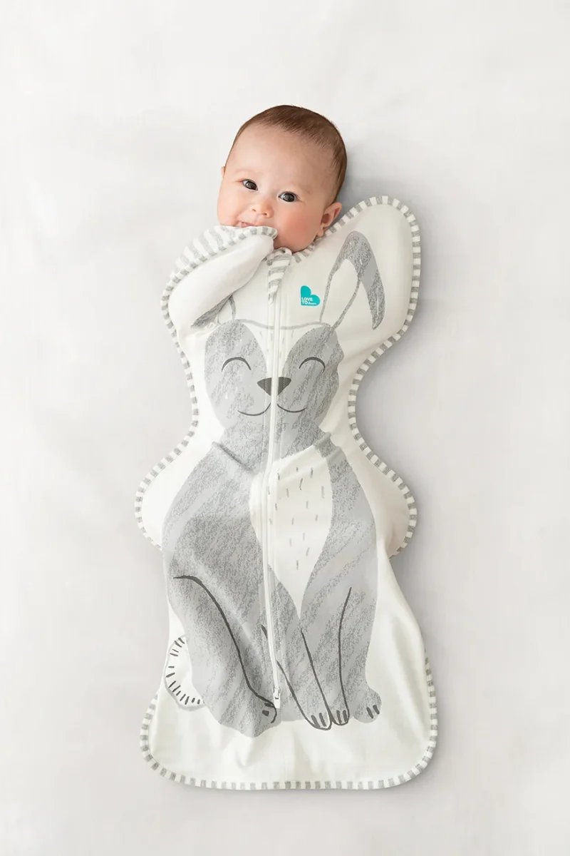 Swaddle Up™ 1.0 TOG Algodón Gris Stevie The Bunny™ - Imagen 2