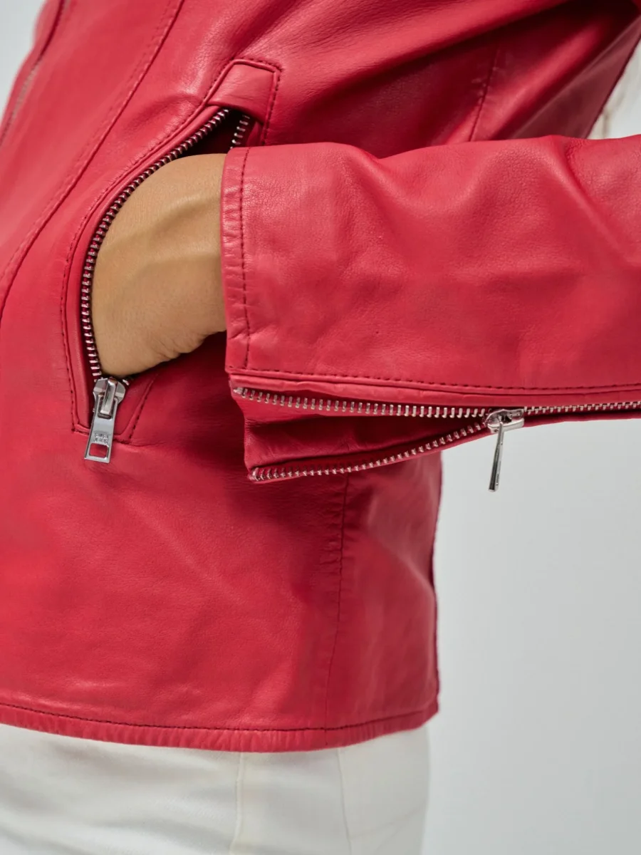 CAZADORA DE CUERO ROJO - Imagen 7