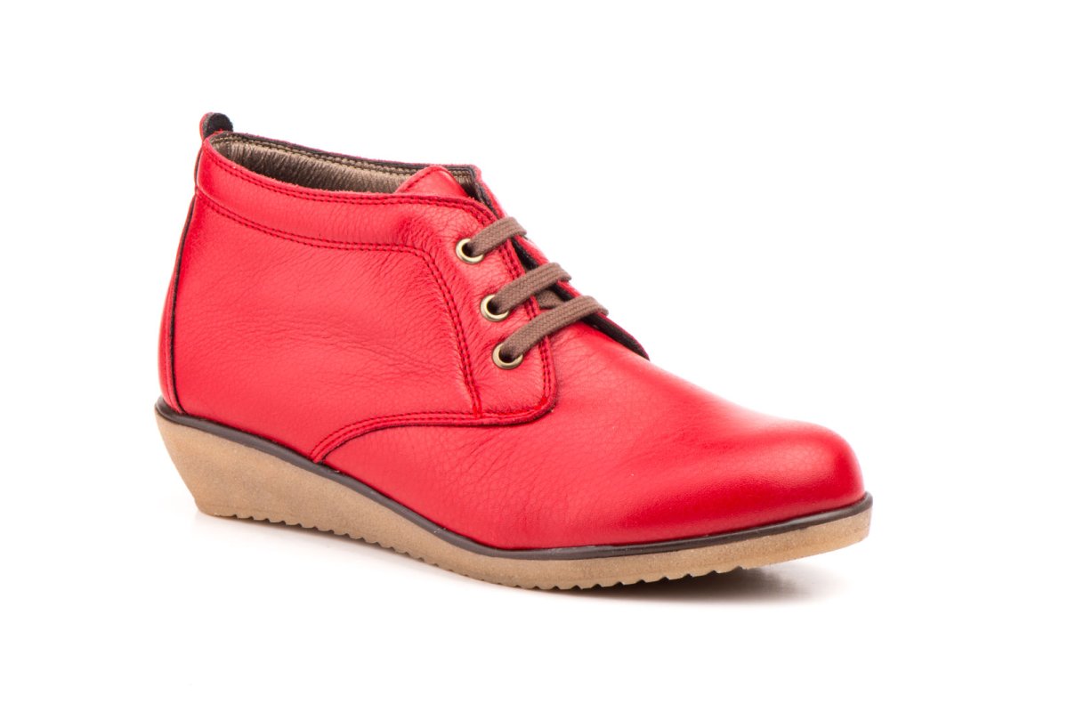 AE 398 Botín para señora en piel con cuña y cordones de color rojo ( hecho en España)