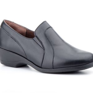 AT 626 Mocasín para señora en piel con cuña baja de color negro ( hecho en España)