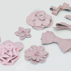 Adornos de piel en rosa para zapatos