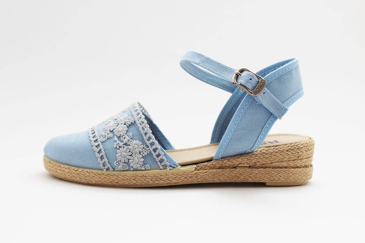Alpargatas niña bordado azul grisáceo flores - Imagen 4