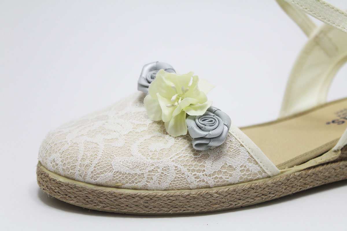Alpargata bordado beige gris flores niña - Imagen 6