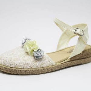 Alpargata bordado beige gris flores niña