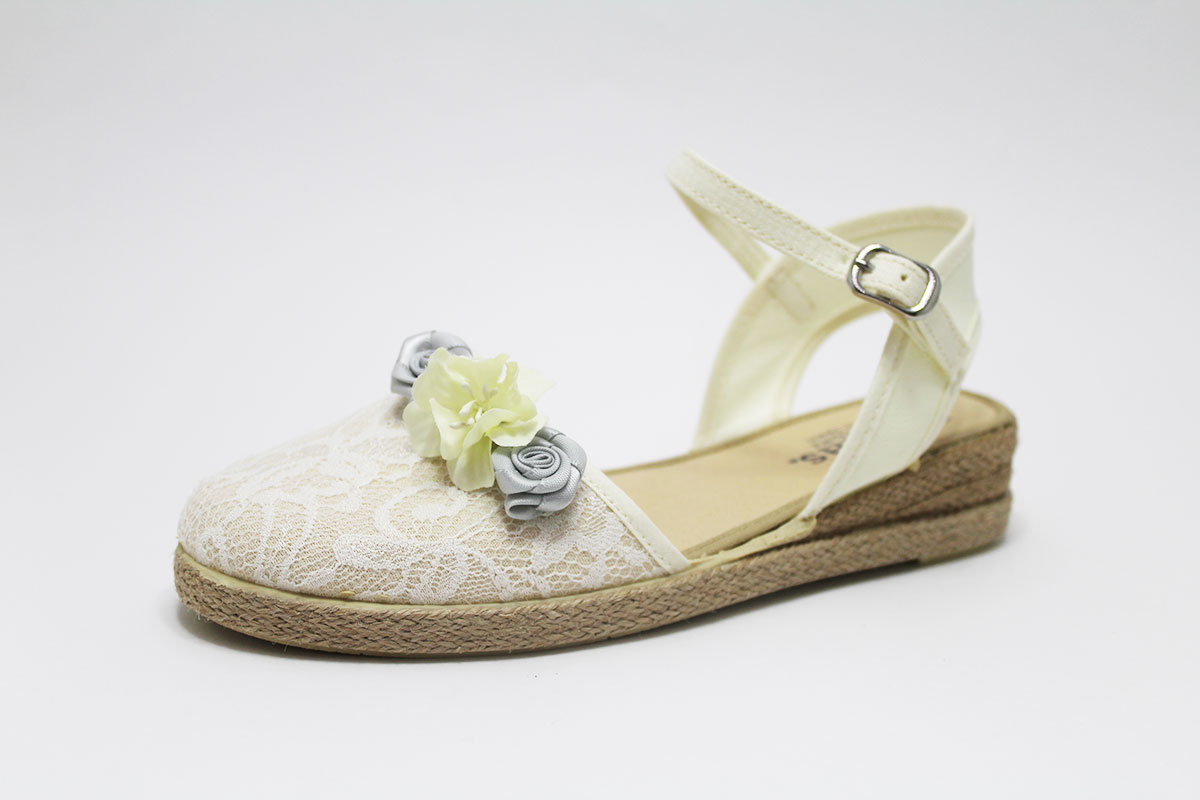 Alpargata bordado beige gris flores niña - Imagen 3