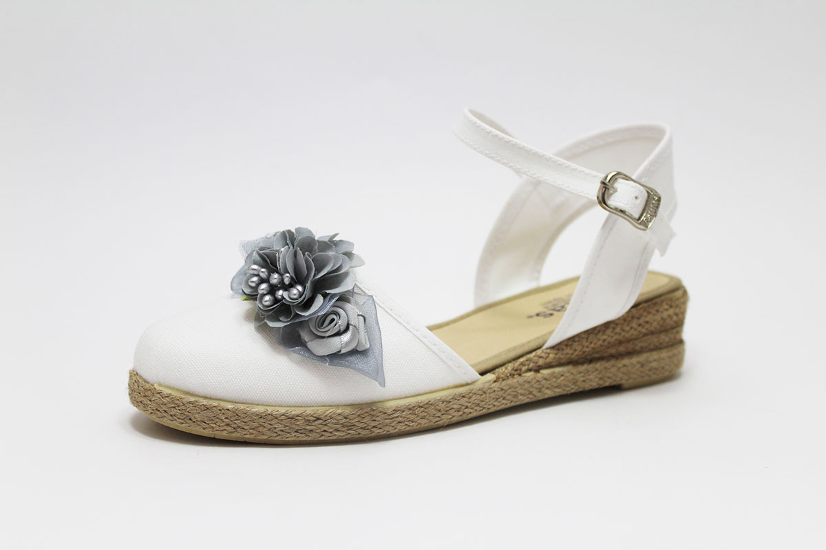 Alpargata con hebilla flor gris niña - Imagen 6