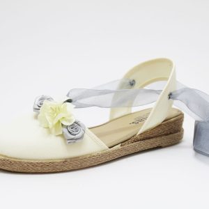 Alpargata beige flores gris lazos niña