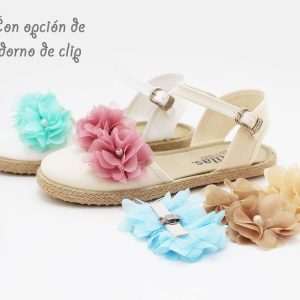 Alpargata adorno flor clip niña
