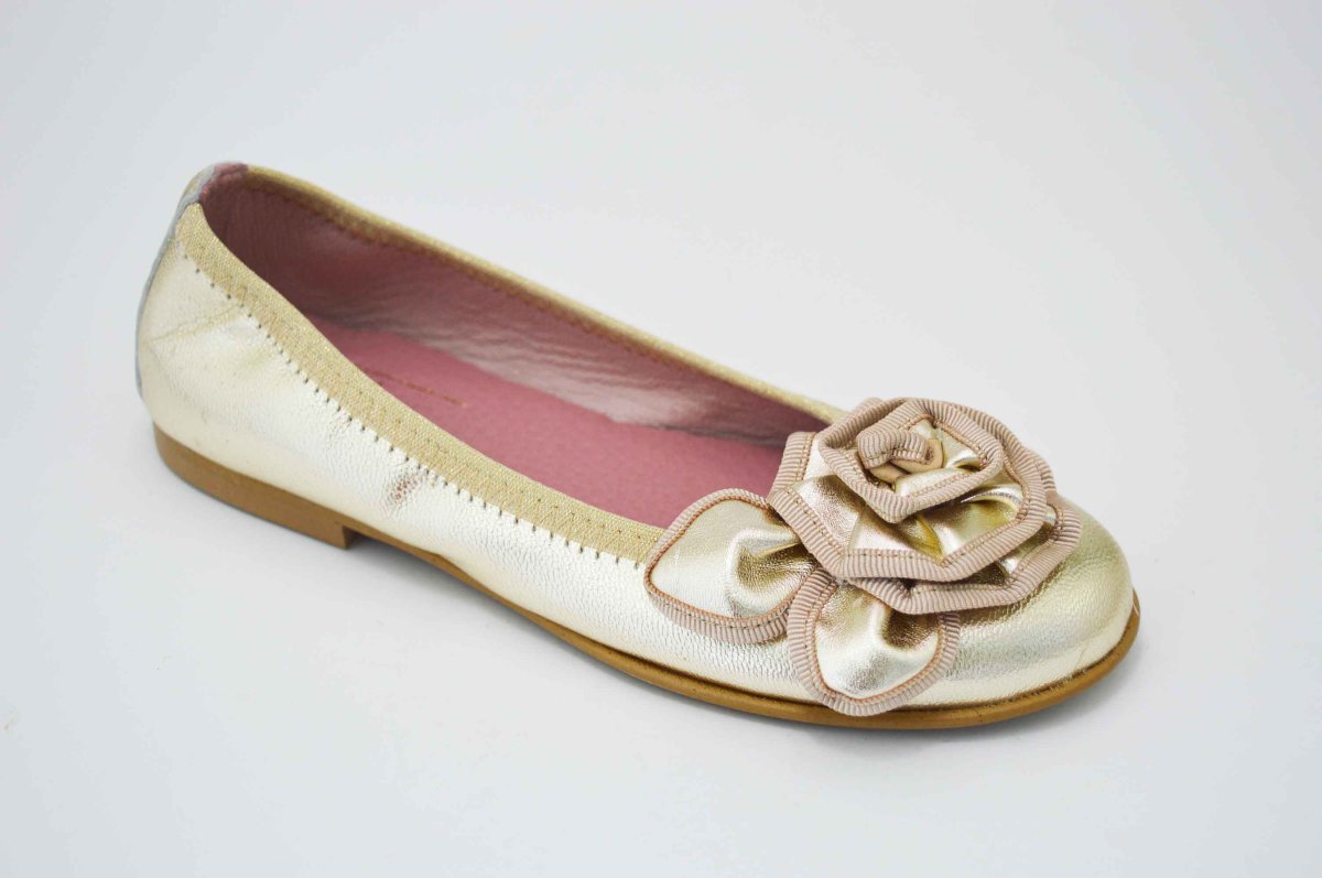 Bailarinas doradas con adornos flor - Imagen 6