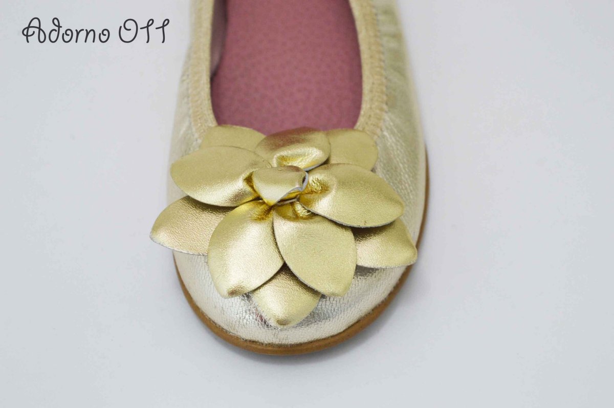 Adornos flor de piel en dorado para zapatos - Imagen 8