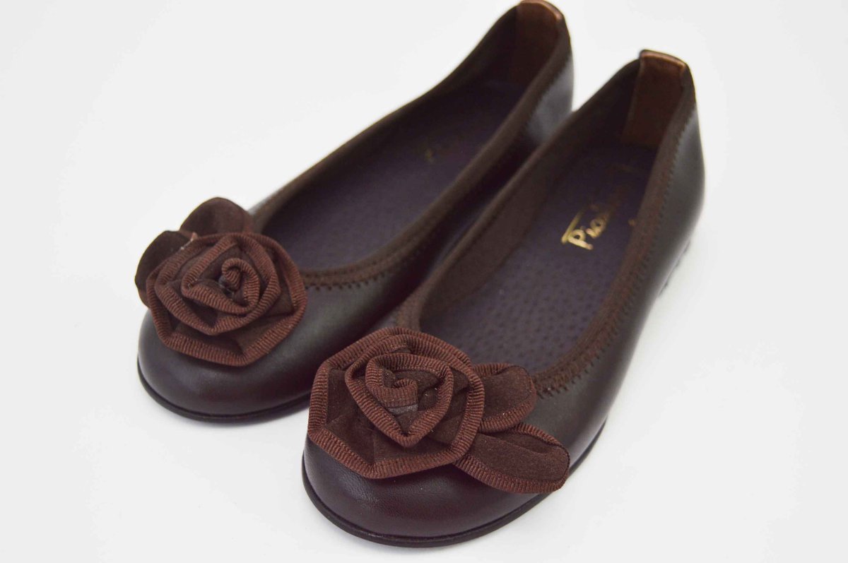 Bailarinas marrón chocolate con adornos - Imagen 6