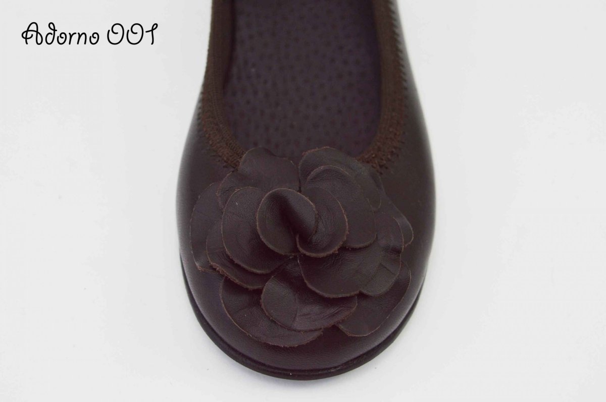 Adornos de piel en marron chocolate para zapatos - Imagen 6