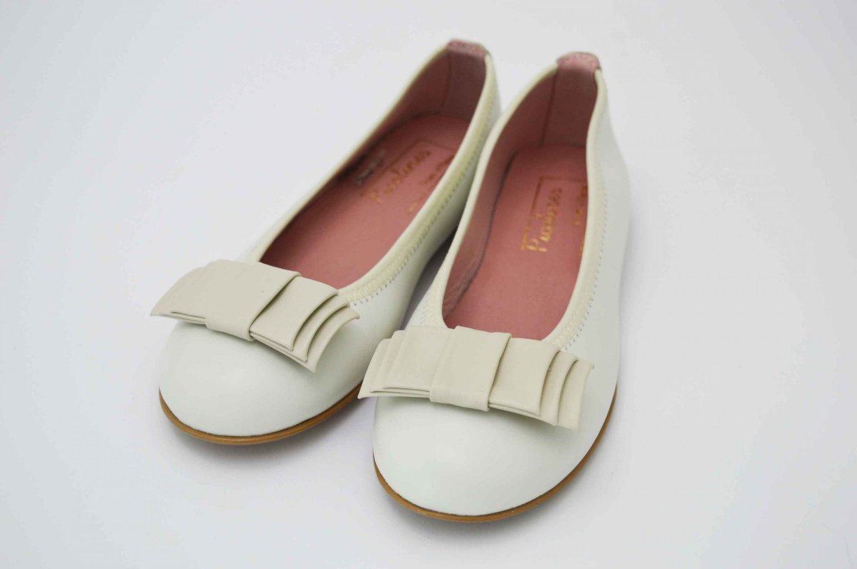 Bailarinas beige con adornos lazo - Imagen 3