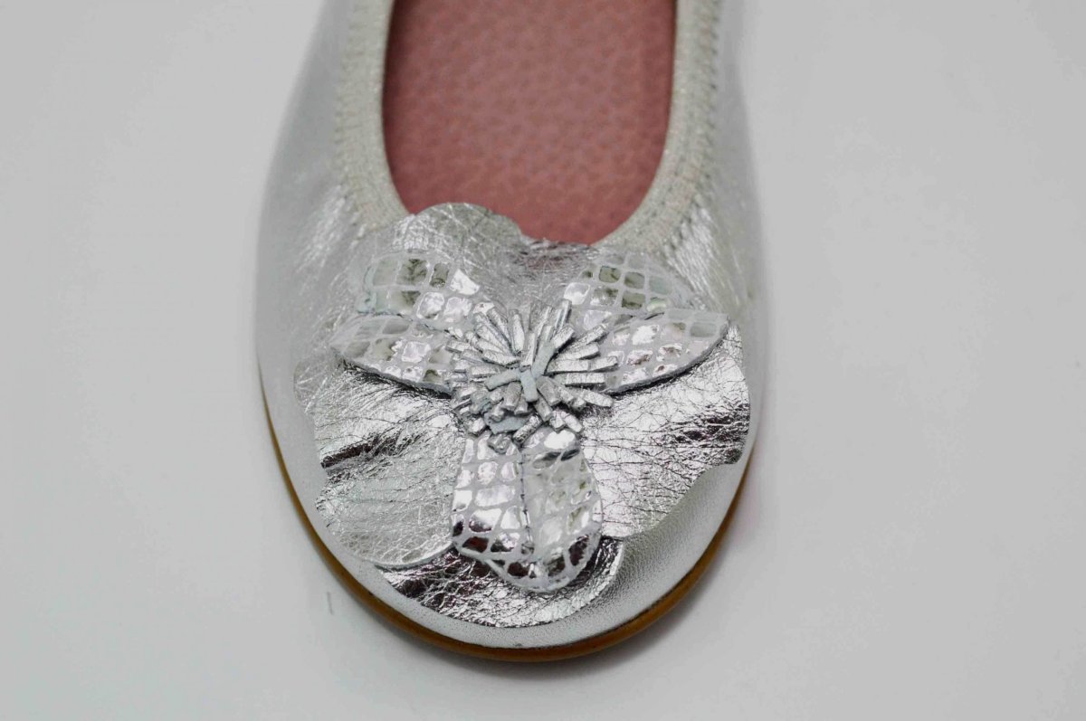Bailarinas plata con adornos flor - Imagen 4