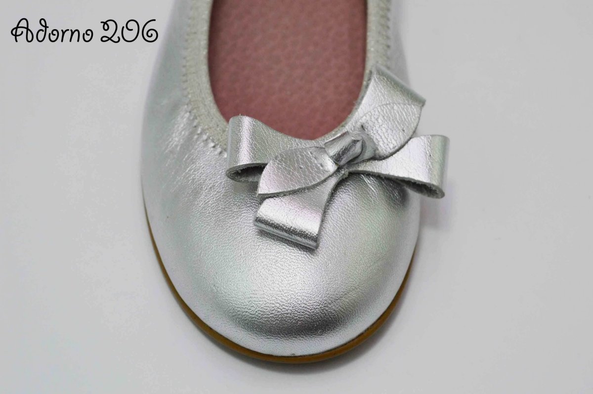 Adornos lazo de piel en plata para zapatos - Imagen 5