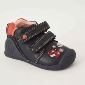 Bota Biomecanics niña
