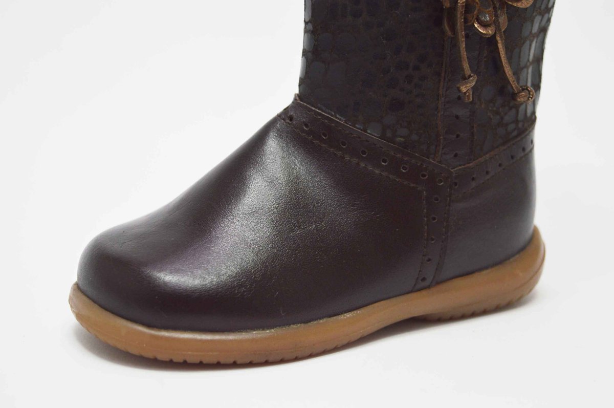 Bota alta piel serpiente flor niña - Imagen 9