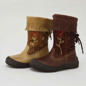 Bota con flecos niña