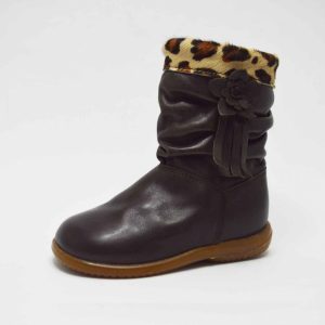 Bota alta piel arrugada lepardo niña