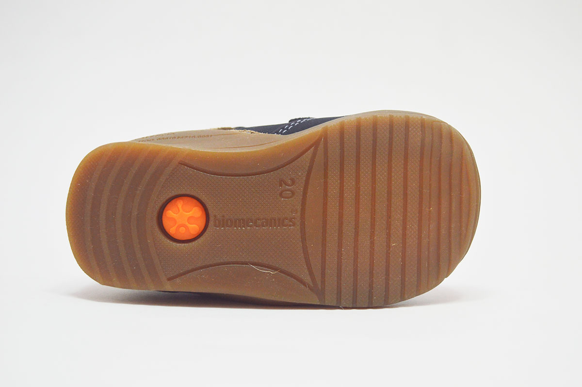 Bota azul combinada con camel niño Biomecanics - Imagen 9