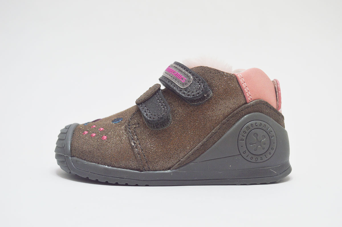 Bota bronce pelo niña Biomecanics - Imagen 4